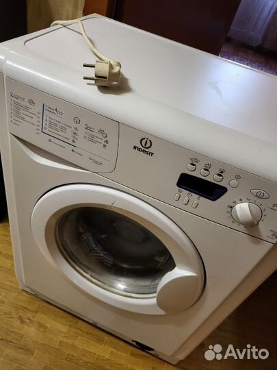 Стиральная машина бу indesit