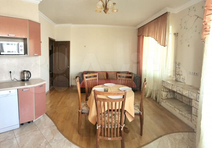 1-к. квартира, 57 м², 7/17 эт.