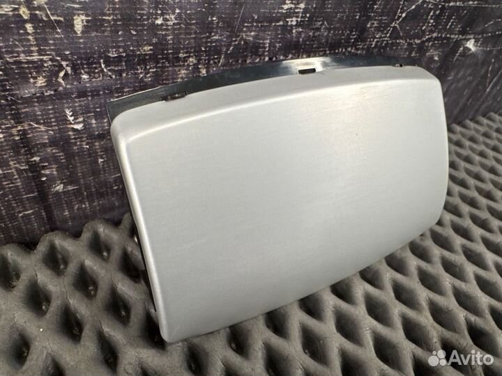 Пепельница Audi A4 B6 AMB 2004