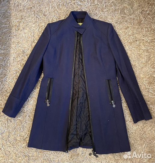 Полупальто Versace Jeans 48-50, шерсть