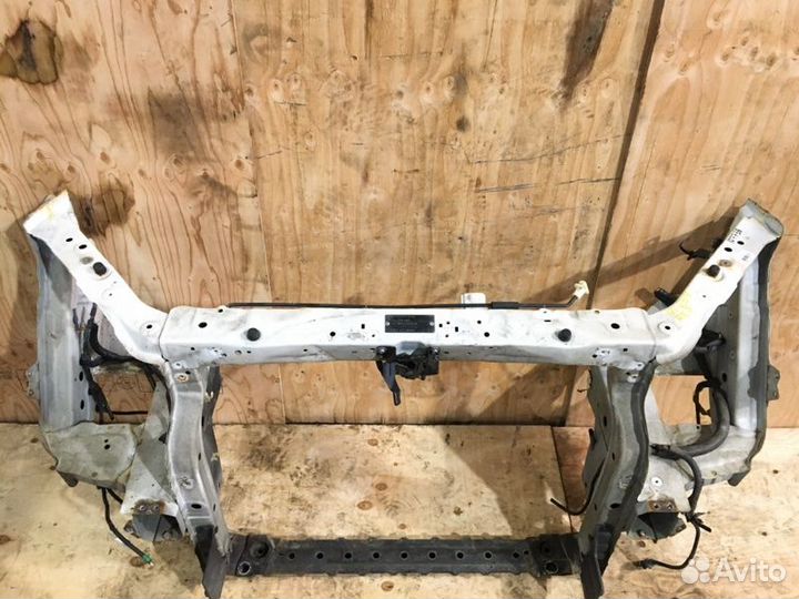 Рамка радиатора Honda Stepwgn RK5 R20A 2013