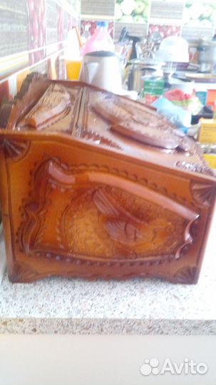 Хлебница деревянная