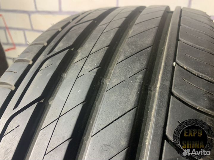 Bridgestone Turanza T001 215/50 R18