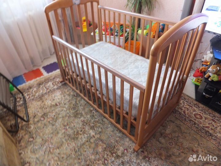 Детская кроватка и ортопедичекий матрас