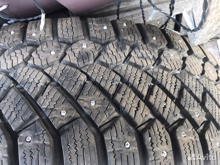 R16 Gislaved Nord Frost 200 205/60, PCD 5x114.3 DIA 22