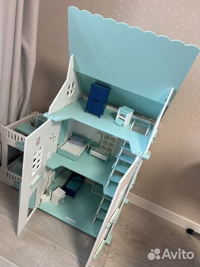 Кукольный домик большой с мебелью