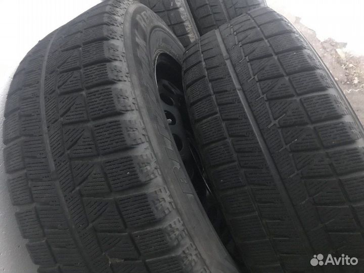Bridgestone Blizzak Revo GZ 205/65 R16