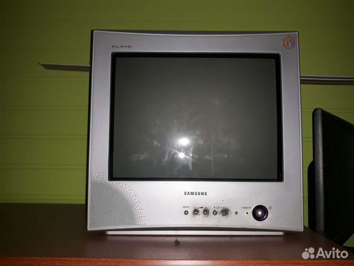 Телевизор samsung