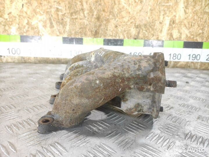 Коллектор выпускной Volvo 700 series 1984-1990