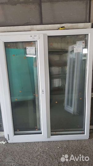 Окно пластиковое