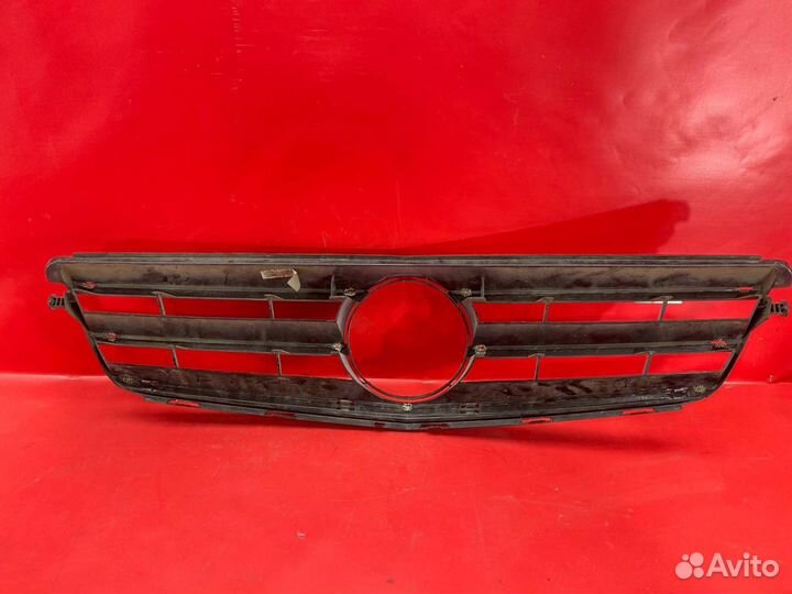 Решетка радиатора Mercedes-Benz C W204 2011-2015
