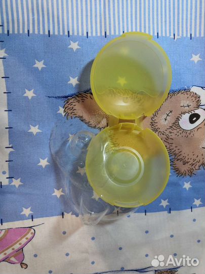 Накладки на грудь medela