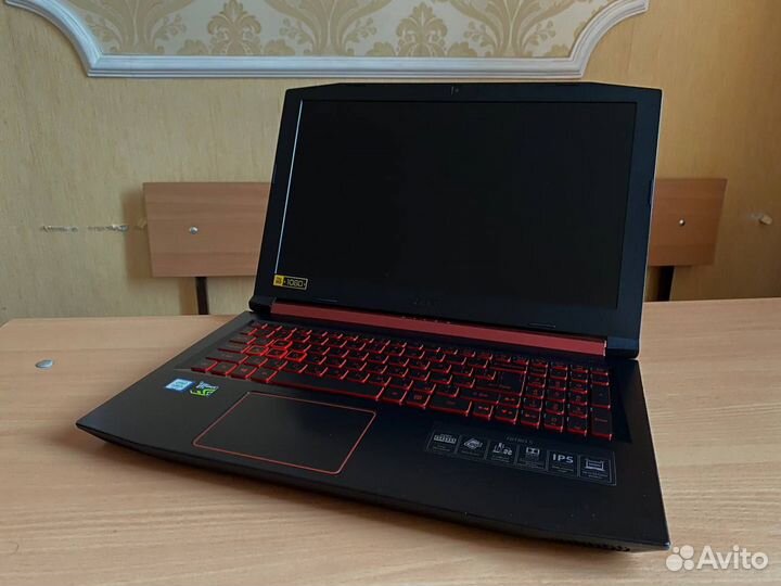 Ноутбук Acer Nitro 5 AN515-51 / i5 / 1050TI