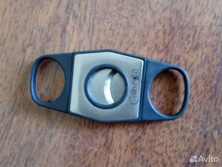 Новая Гильотина Colibri для сигар