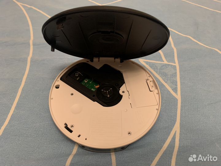 CD плеер Sony Walkman с сумкой