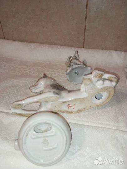 Фарфоровые статуэтки