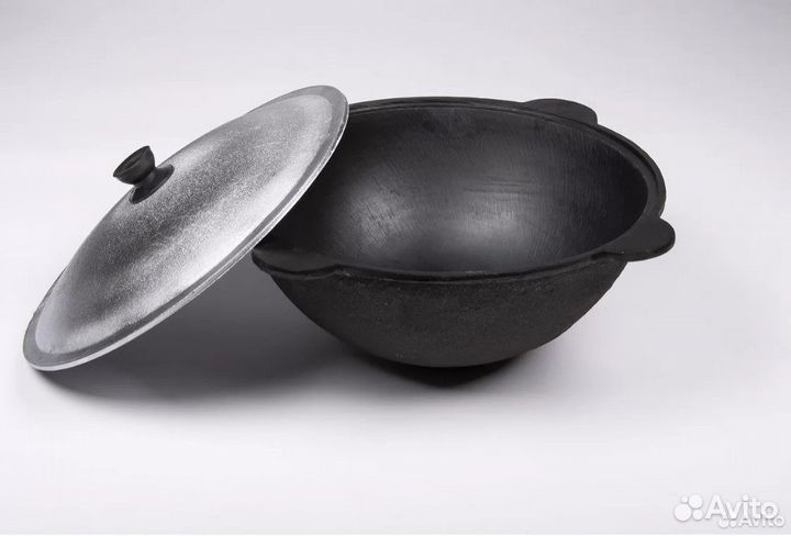 Казаны чугунные из Узбекистана