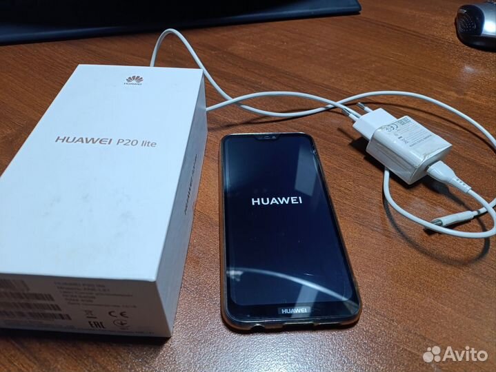 HUAWEI P20 Lite, 4/64 ГБ