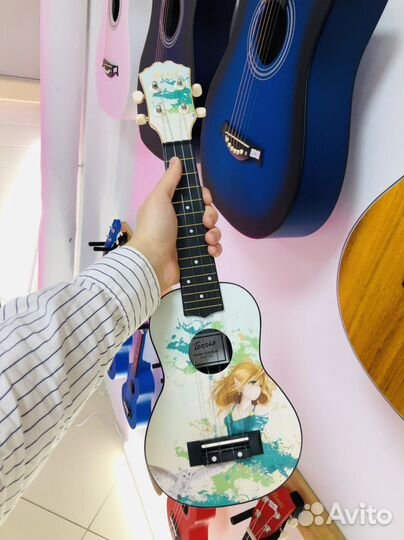 Укулеле Terris Новая (Бесплатная доставка)