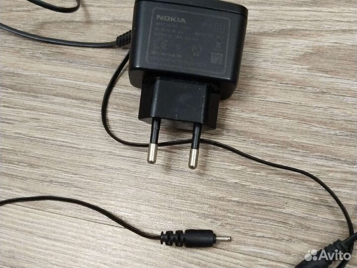 Зарядка для nokia тонкая