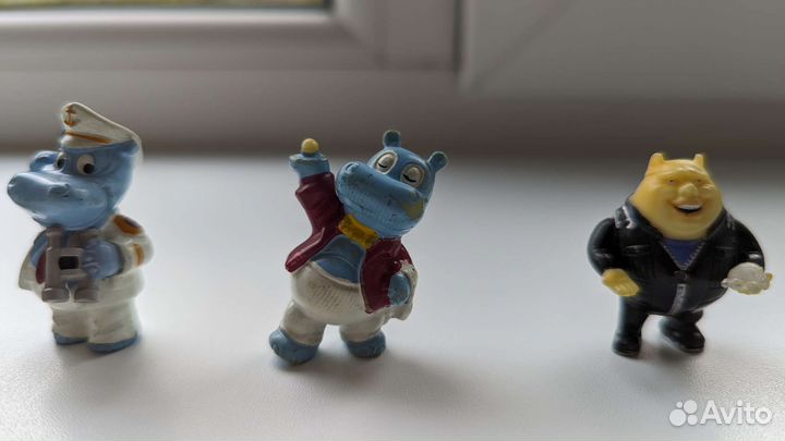 Фигурки Kinder Surprise Бегемоты и другие