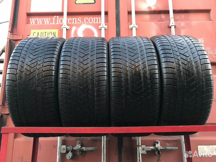 Pirelli Scorpion Winter 295/45 R19