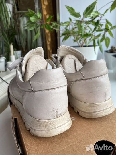 Кроссовки женские 39 размер