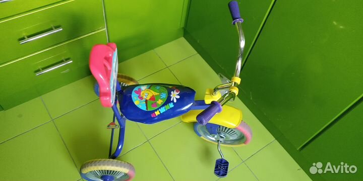 Трехколесный велосипед