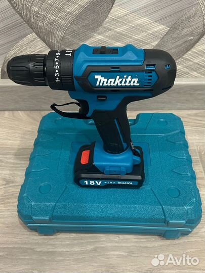 Шуруповерт makita 18v новый