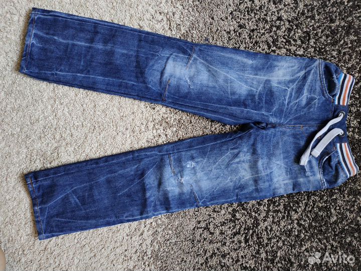 Джинсы новые