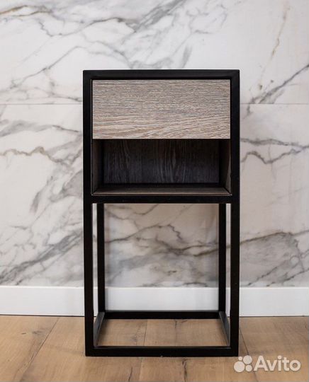 Тумба прикроватная