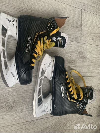 Хоккейные коньки bauer