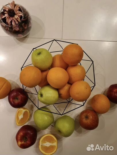 Ваза для фруктов металлическая
