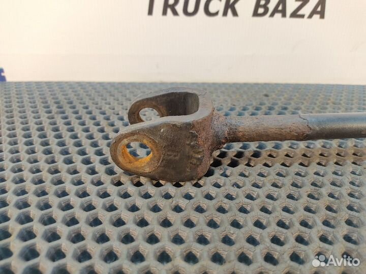 Стойка переднего стабилизатора правая