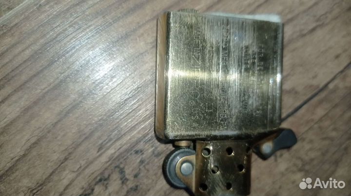 Зажигалка бензиновая zippo