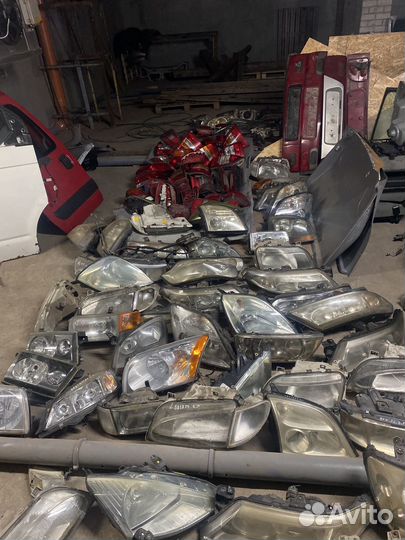 Фары передние