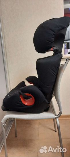Автомобильное кресло maxi cosi