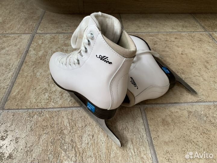 Коньки фигурные детские Nordway Alice 32р