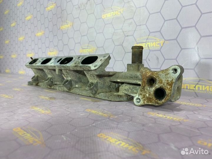 Коллектор впускной Opel Vectra B X16XEL