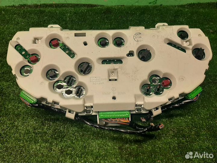 Приборная панель Subaru Forester SG/S11 2005