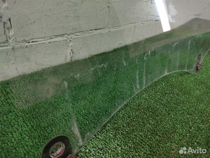 Стекло переднее правое Renault Clio 3 2006