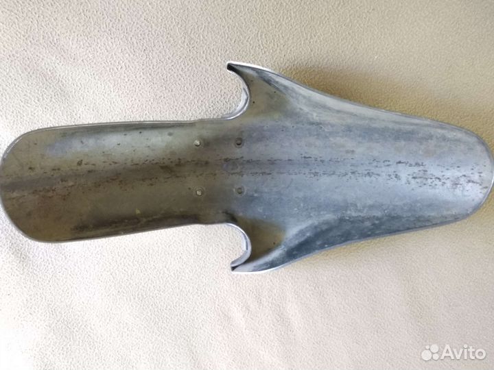 Крыло Suzuki RF400