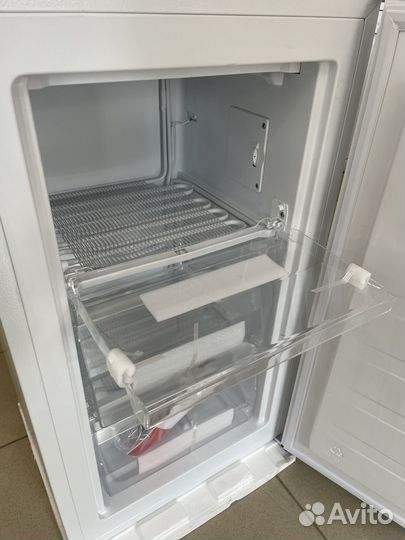 Морозильная камера Leran