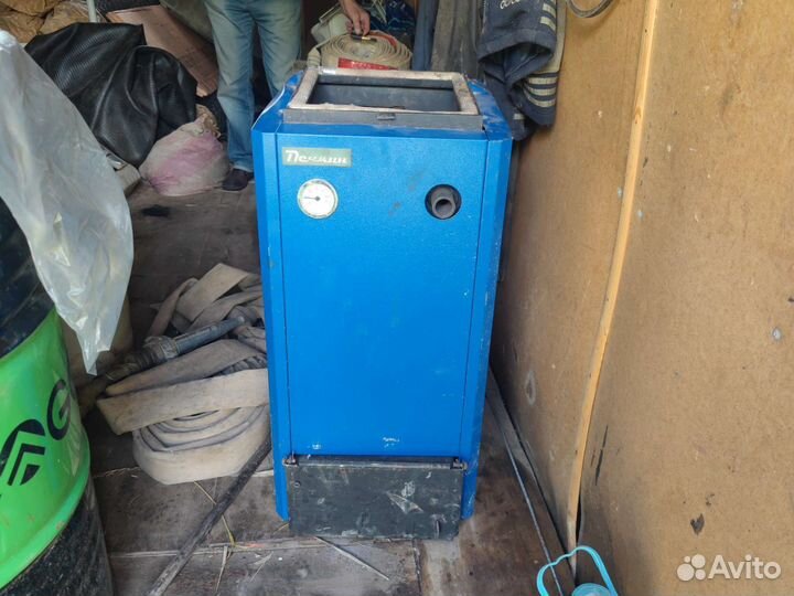 Печь длительного горения с водяным контуром