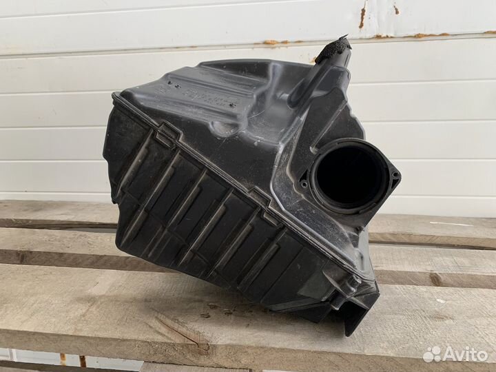 Корпус воздушного фильтра Рено Меган 3 хэтчбек