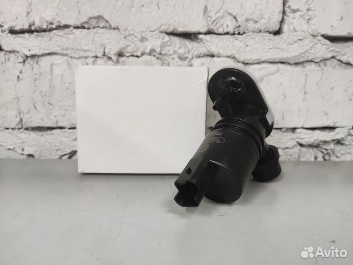 Насос омывателя Лада Веста Икс-Рей