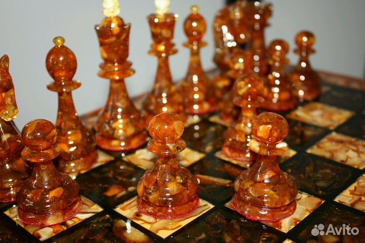 Шахматы с янтарем