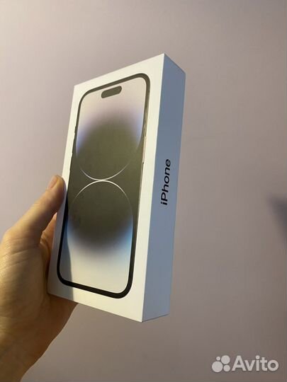 Коробка от iPhone 14 pro