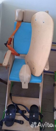 Детское кресло