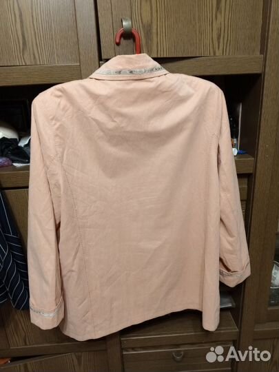 Ветровка женская 54-56 р